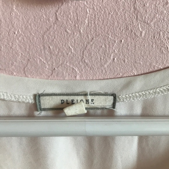 Anthro polyester blouse - Picture 2 of 6